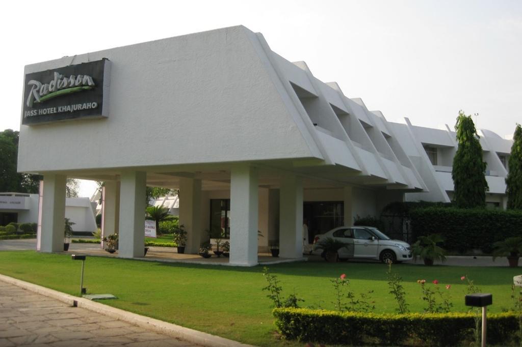 Radisson Jass Hotel, Khajurāho المظهر الخارجي الصورة