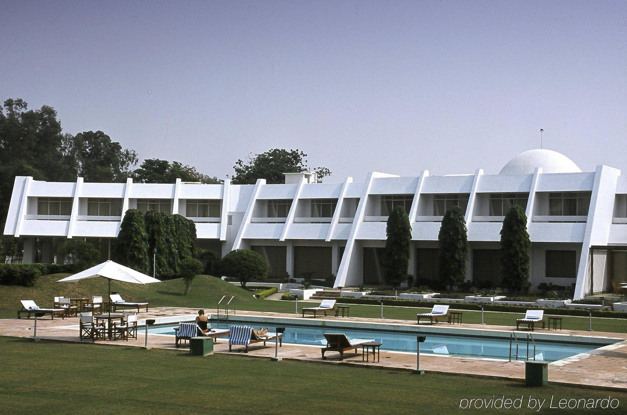 Radisson Jass Hotel, Khajurāho المظهر الخارجي الصورة